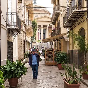 Bed & Breakfast Del Massimo, Palermo
